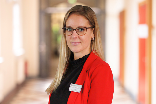 Anja Krüger, Assistentin des ärztlichen Direktor Alexianer Berlin Weißensee