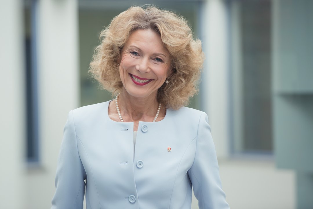 Portrait Dr. med. Iris Hauth